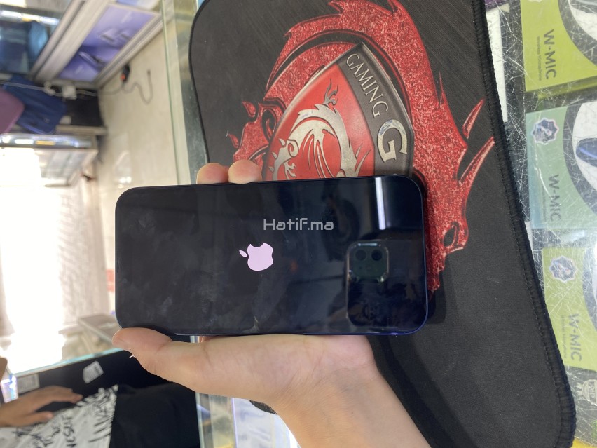 Apple iPhone 13